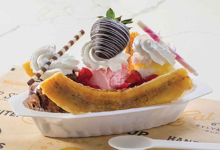 Sylvan Beach Supply Co. Boat Rentals on Oneida Lake